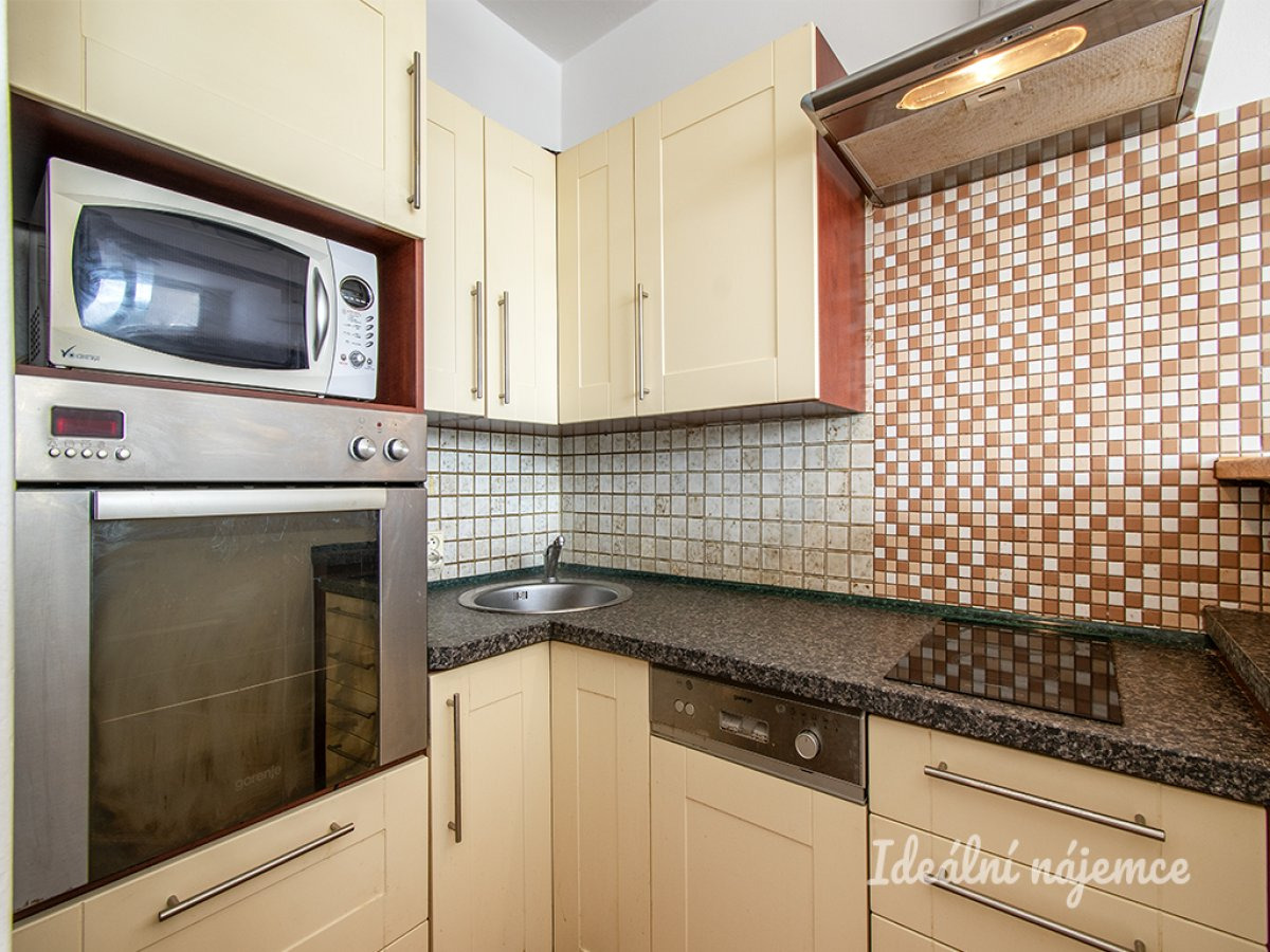 Pronájem bytu 2+kk, Pertoldova, Modřany, 16500 Kč/měs, 41 m2