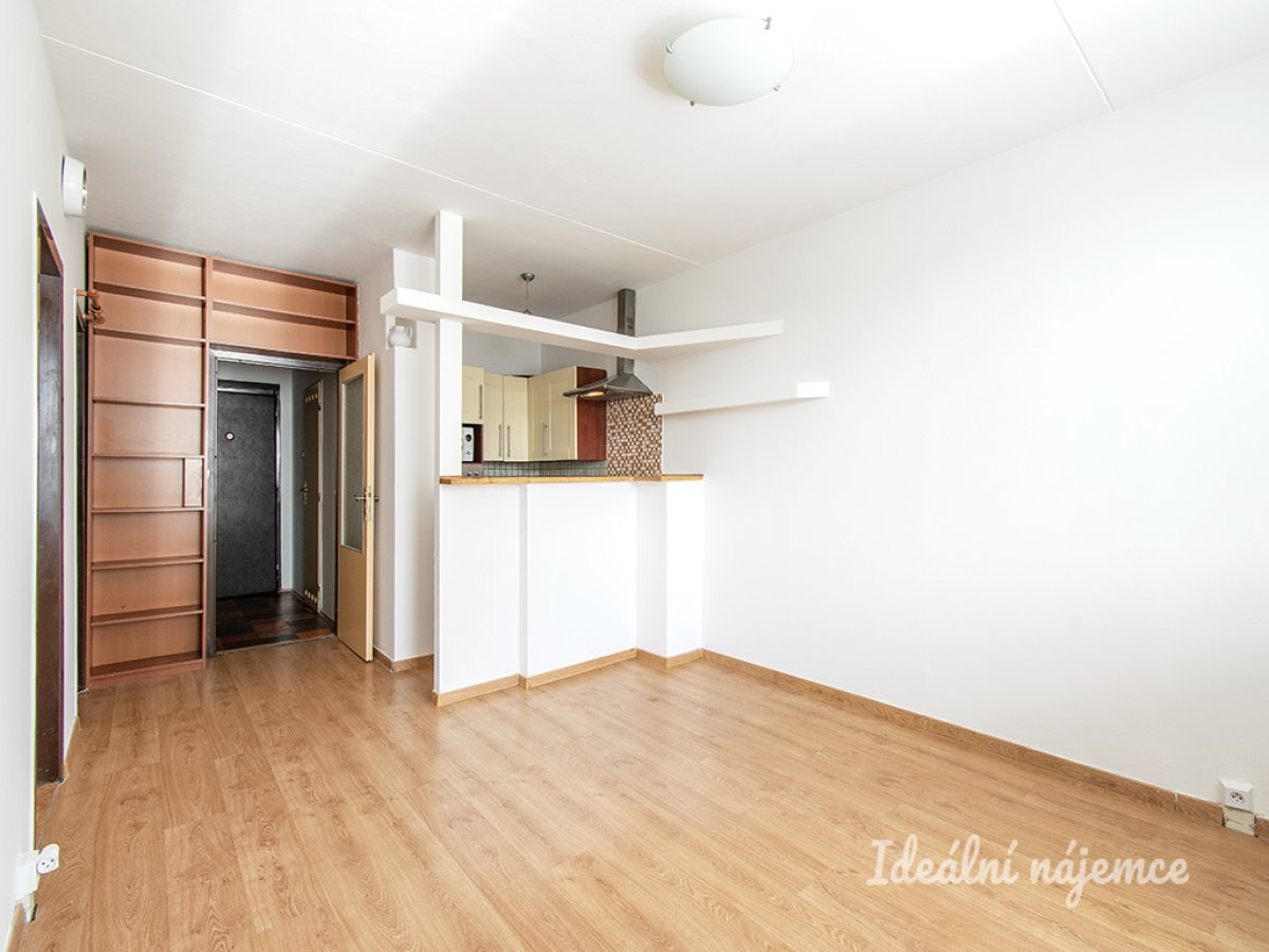 Pronájem bytu 2+kk, Pertoldova, Modřany, 16500 Kč/měs, 41 m2