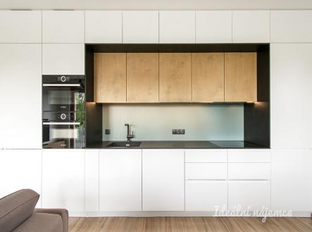 Pronájem bytu, 2+kk, 58 m²