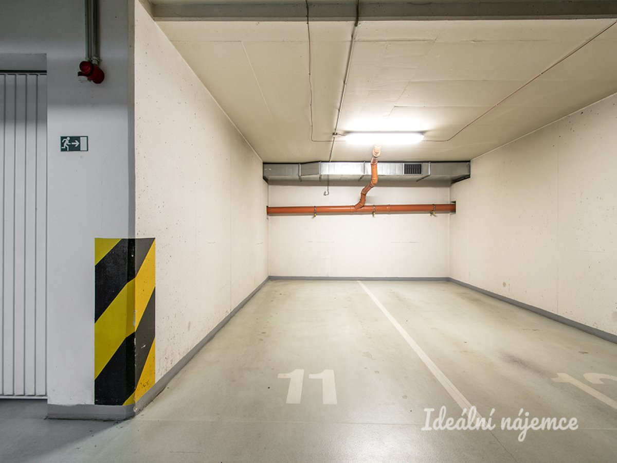 Pronájem bytu 2+kk, Velenovského, Záběhlice, 23 000 Kč/měs, 56 m2