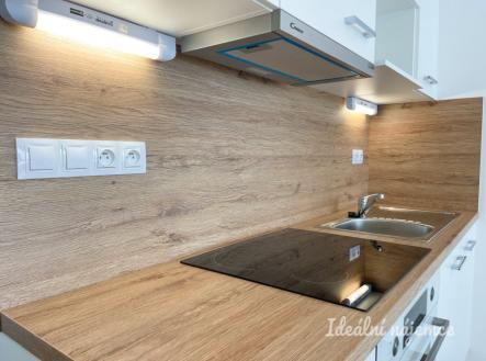 Pronájem bytu, 1+kk, 31 m²