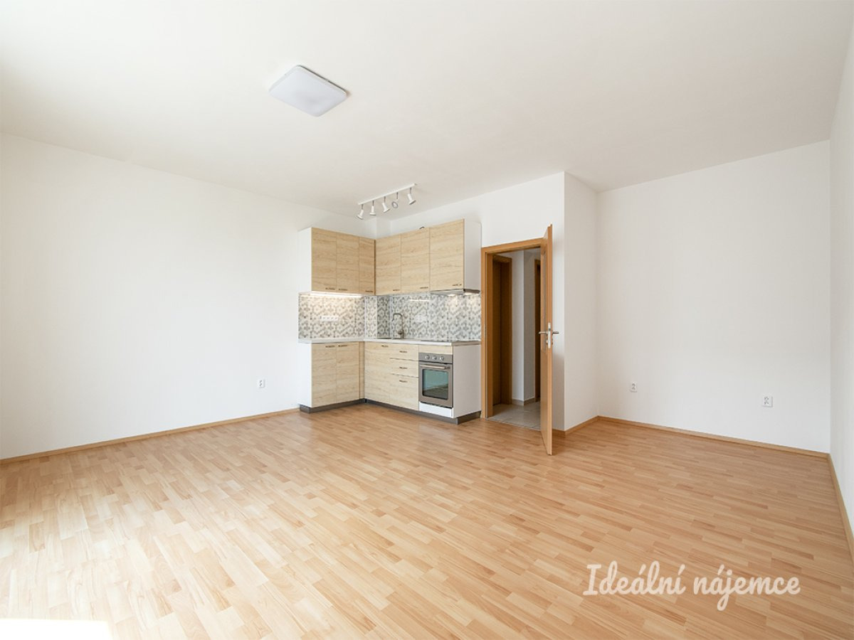 Pronájem bytu 2+kk, Cedrová, Jesenice u Prahy, 18500 Kč/měs, 69 m2