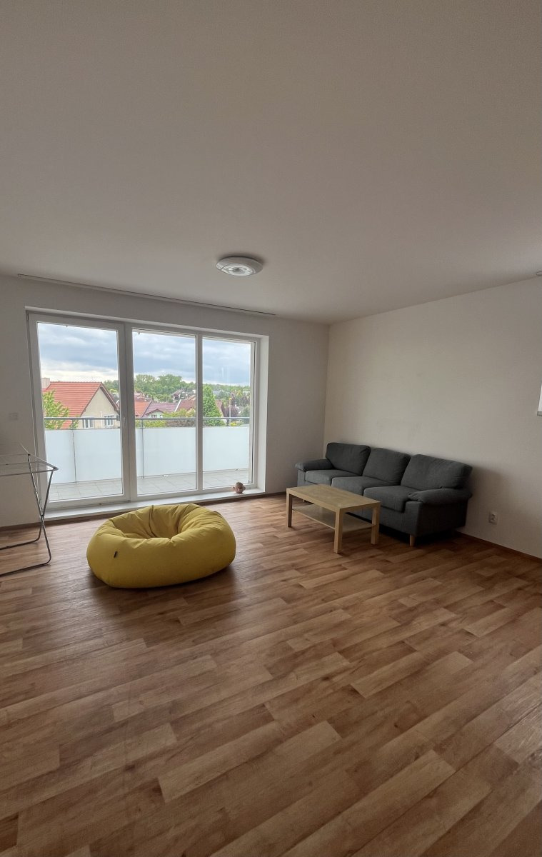 Pronájem bytu 3+kk, Letců, Neředín, 18000 Kč/měs, 74 m2