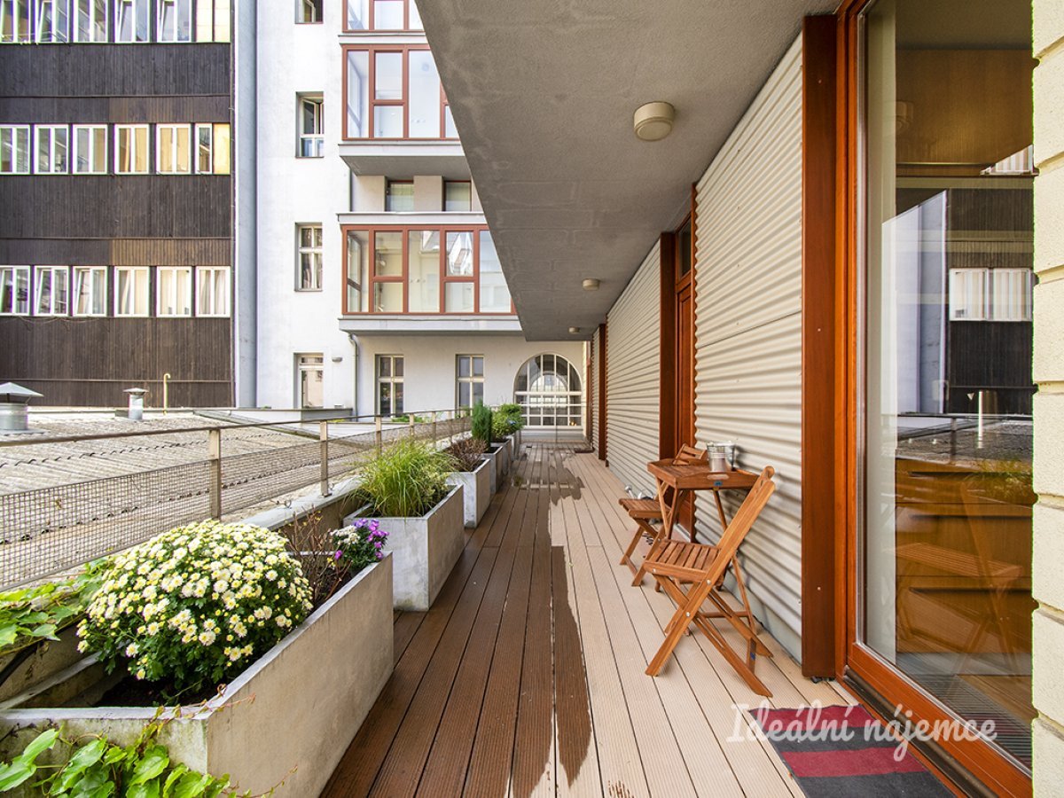 Pronájem bytu 4+kk, Balbínova, Vinohrady, 35900 Kč/měs, 94 m2