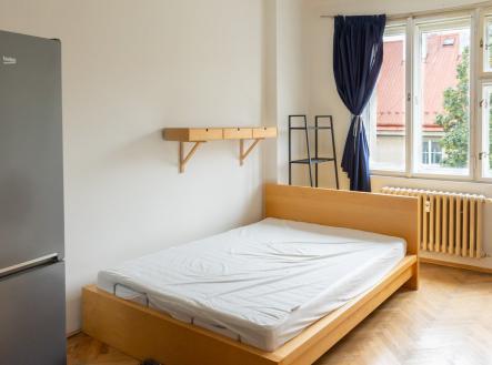 Pronájem bytu, 1+kk, 28 m² obrázek