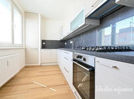 Pronájem bytu, 3+1, 70 m² obrázek