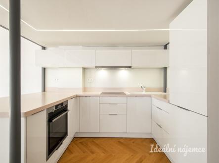 Pronájem bytu, 2+kk, 74 m²