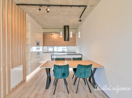 Pronájem bytu, 4+kk, 118 m²