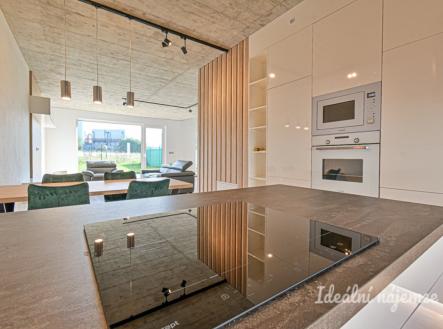 Pronájem bytu, 4+kk, 118 m²