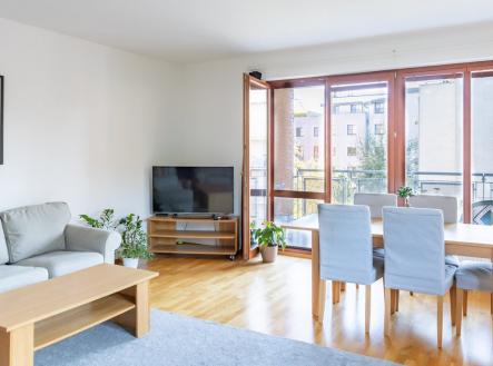 Pronájem bytu, 3+kk, 82 m²