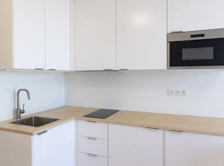 Pronájem bytu, 1+kk, 18 m²