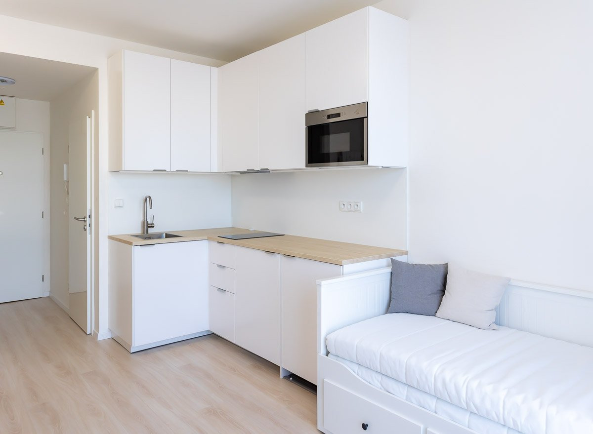 Pronájem bytu 1+kk, Poděbradská, Vysočany, 14800 Kč/měs, 18 m2
