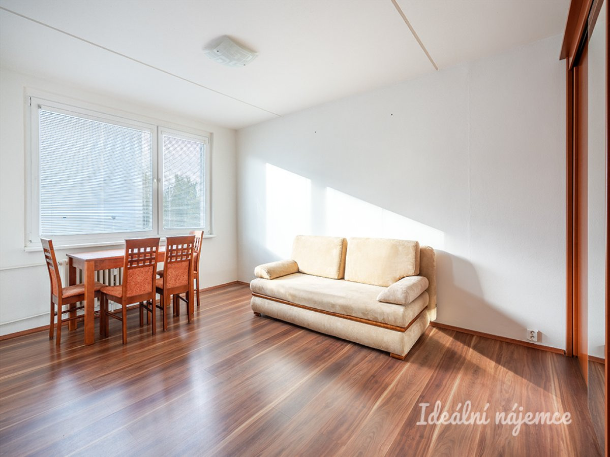 Pronájem bytu 1+1, Schulhoffova, Háje, 16900 Kč/měs, 29 m2