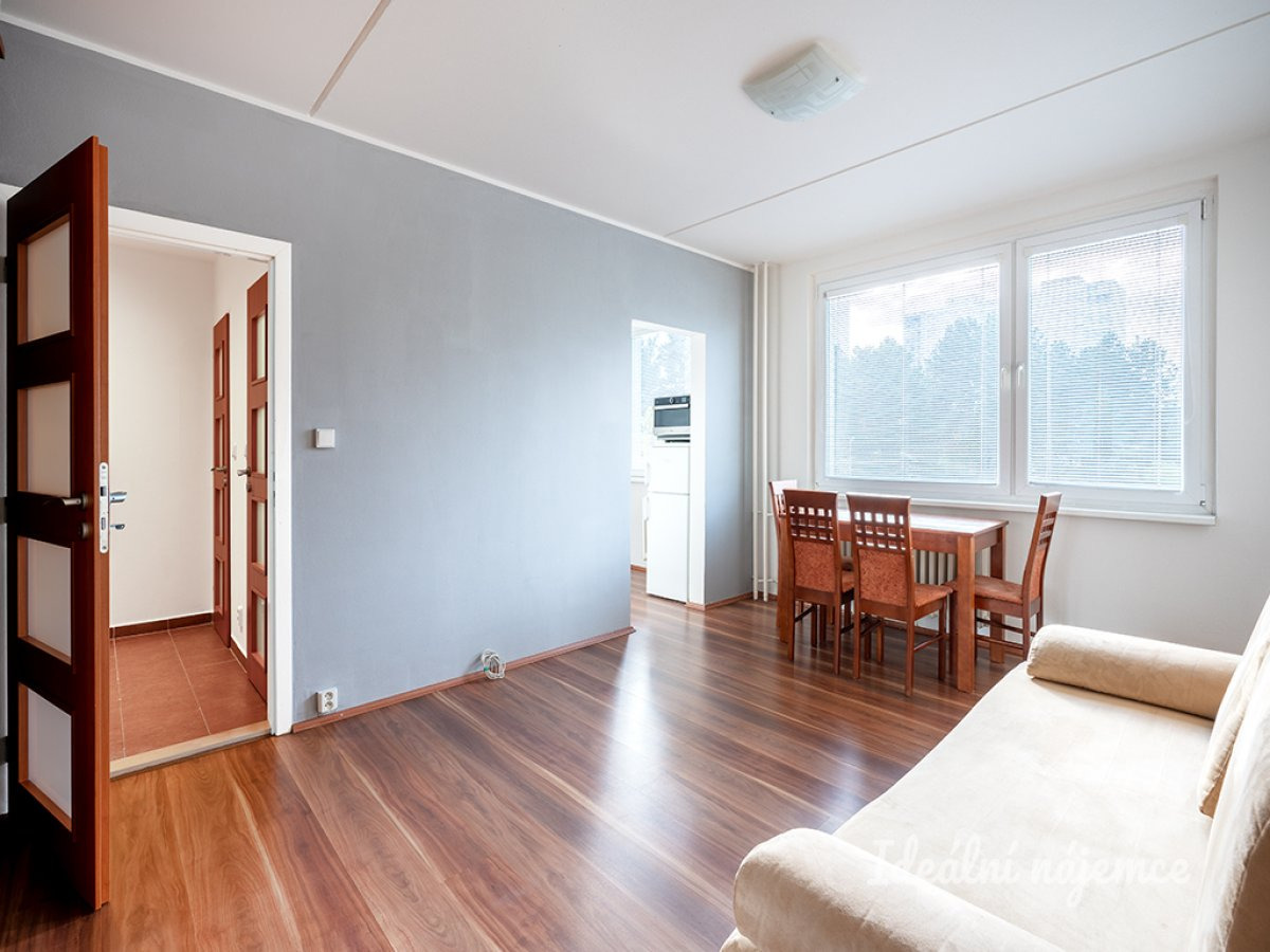 Pronájem bytu 1+1, Schulhoffova, Háje, 16900 Kč/měs, 29 m2