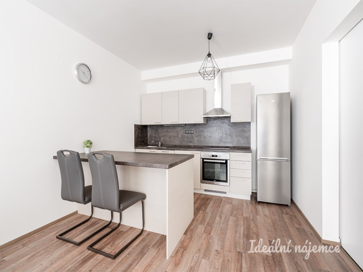 Pronájem bytu 2+kk, Zvěřinova, Strašnice, 25100 Kč/měs, 64 m2