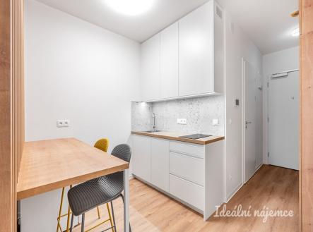 Pronájem bytu, 1+kk, 27 m² obrázek