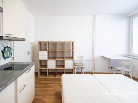 Pronájem bytu, 1+kk, 22 m²