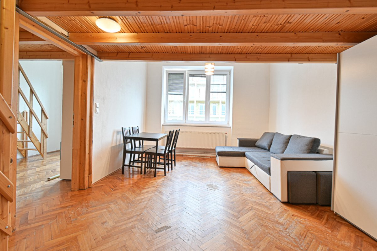 Pronájem bytu 2+kk, U Vlečky, Komárov, 17000 Kč/měs, 45 m2