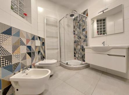 Pronájem bytu, 2+kk, 71 m²