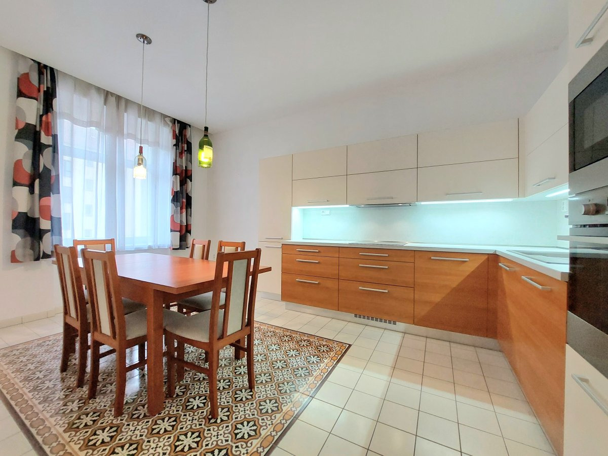 Pronájem bytu 2+1, Havlíčkova, 18 000 Kč/měs, 73 m2