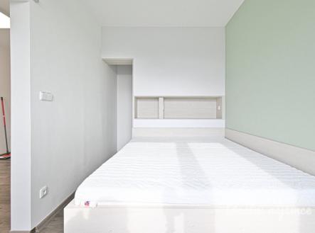 Pronájem bytu, 2+kk, 42 m²