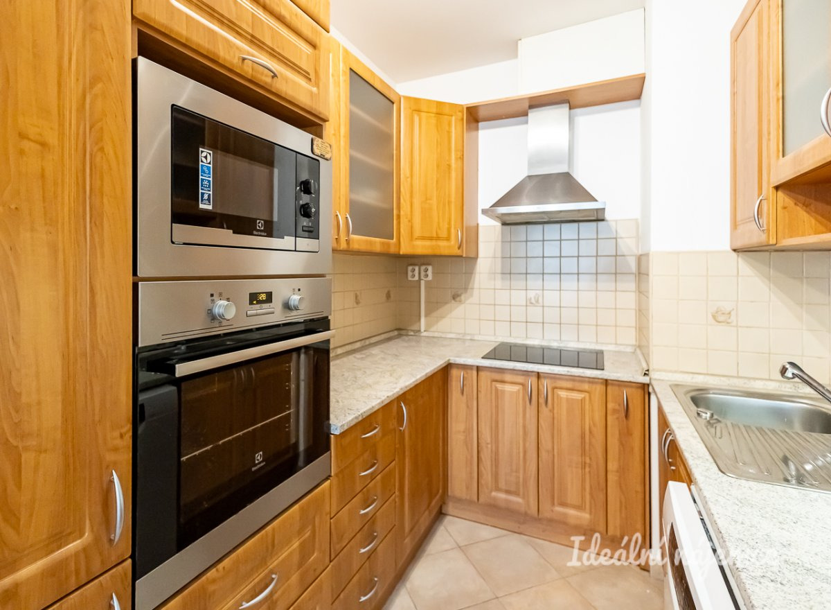 Pronájem bytu 2+kk, Velenovského, Záběhlice, 20700 Kč/měs, 53 m2