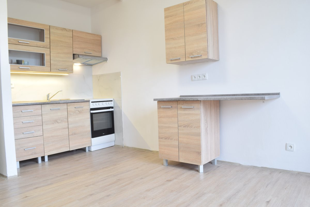 Pronájem bytu 1+1, Jugoslávská, Zábřeh nad Odrou, 9900 Kč/měs, 53 m2