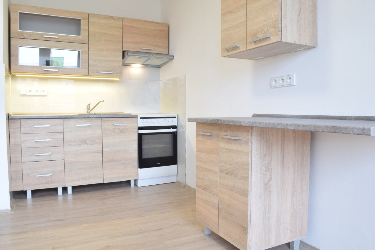 Pronájem bytu 1+1, Jugoslávská, Zábřeh nad Odrou, 9900 Kč/měs, 53 m2