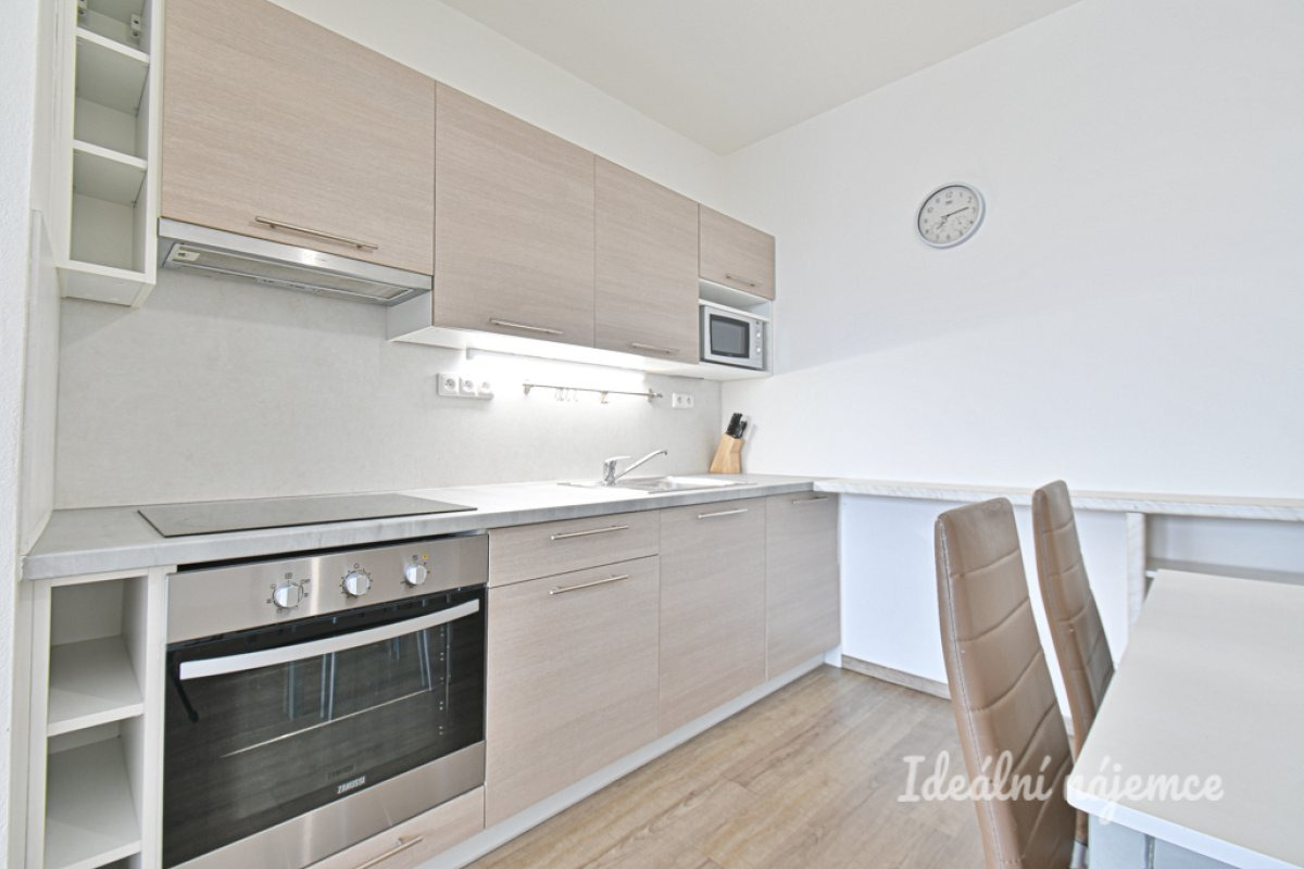 Pronájem bytu 2+kk, Svážná, Nový Lískovec, 17 400 Kč/měs, 47 m2