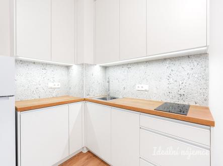 Pronájem bytu, 2+kk, 36 m² obrázek