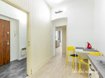 Pronájem bytu, 1+1, 43 m²