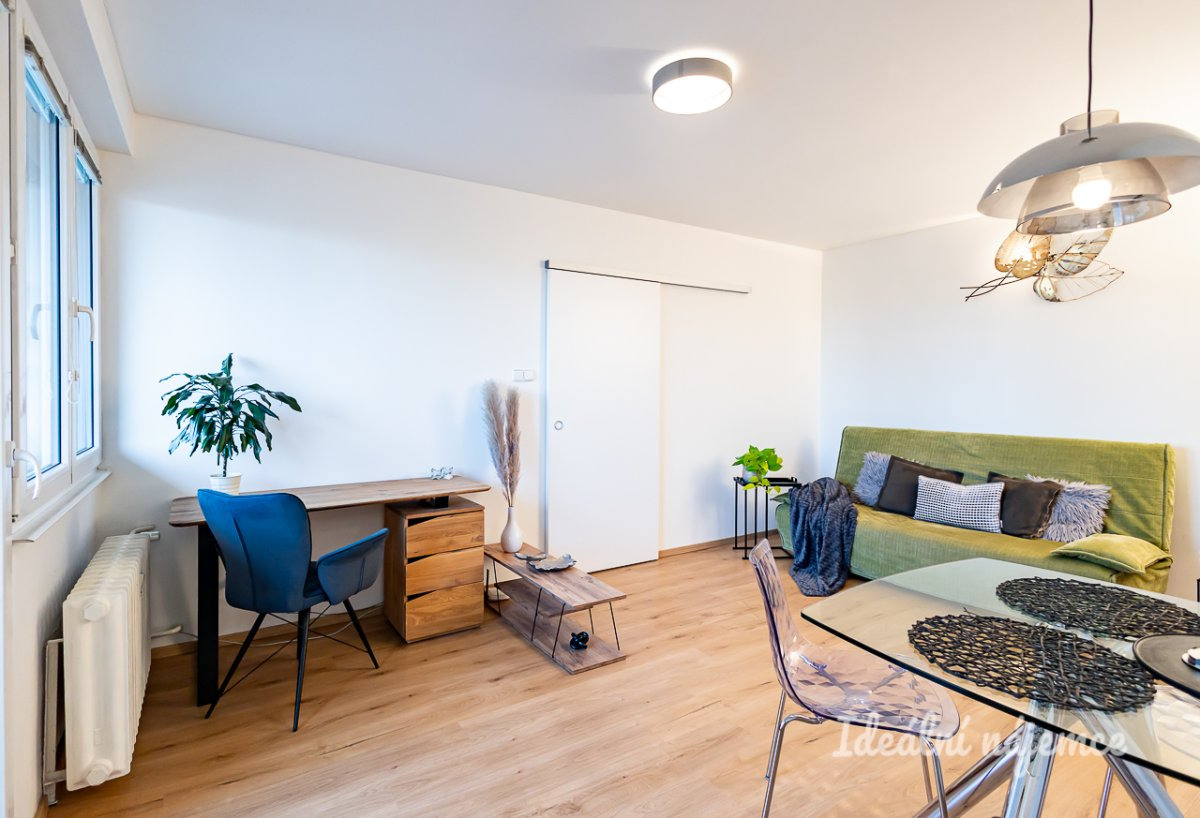 Pronájem bytu 2+1, Batelovská, Michle, 25000 Kč/měs., 49 m2