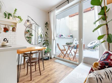 Pronájem bytu, 2+kk, 48 m²