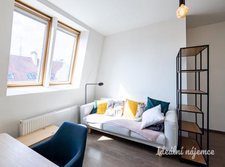 Pronájem bytu, 2+kk, 44 m²