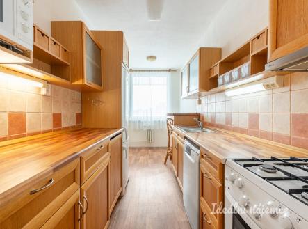 Pronájem bytu, 3+1, 82 m²