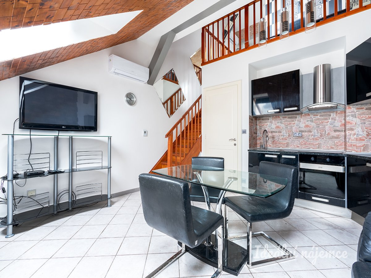 Pronájem bytu 2+kk, Sokolská, Nové Město, 22000 Kč/měs, 55 m2