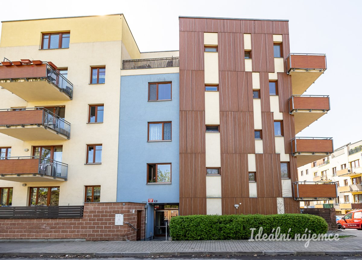 Pronájem bytu 1+kk, Vladycká, Hostivař, 13900 Kč/měs, 28 m2