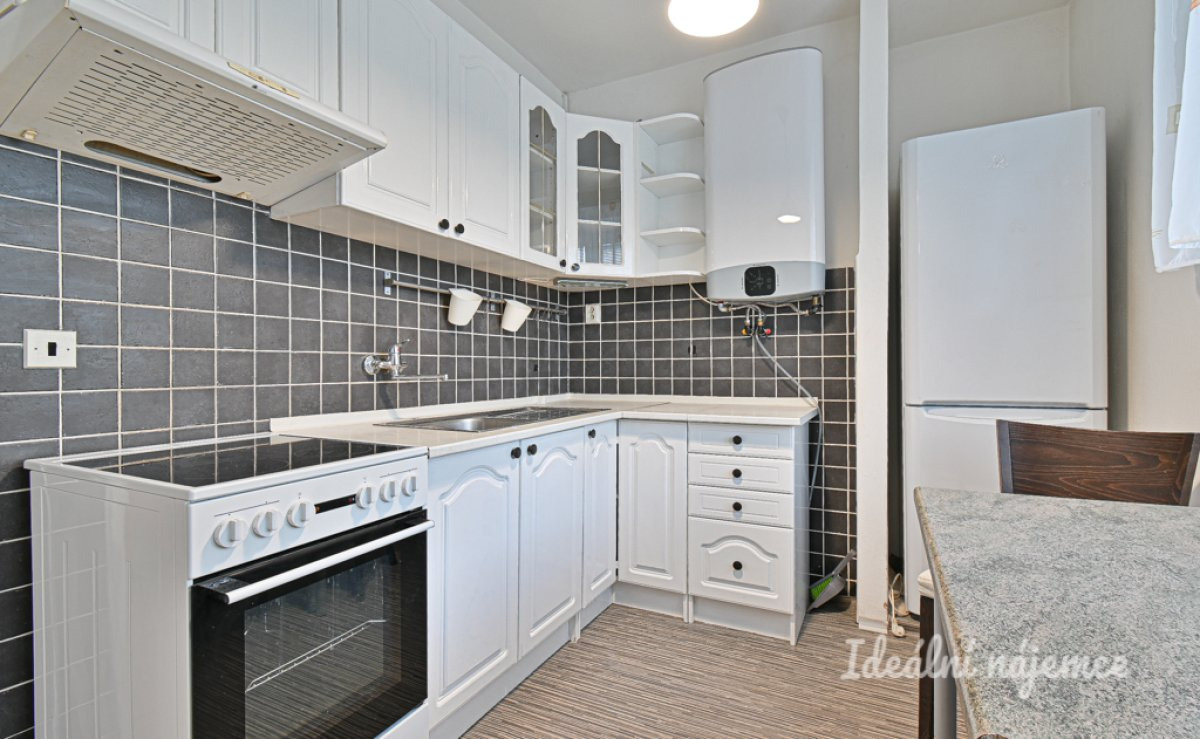 Pronájem bytu 1+1, Tyršova, Královo Pole, 14800 Kč/měs, 37 m2