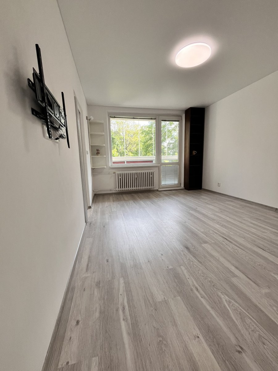 Pronájem bytu 3+1, Pionýrská, Nová Ulice, 19 500Kč/měs, 63 m2