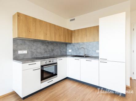 Pronájem bytu, 3+kk, 70 m²