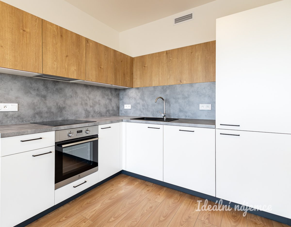 Pronájem bytu 2+kk, Zimova, Kamýk, 24000 Kč/měs, 51 m2