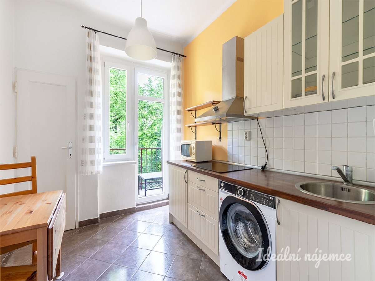 Pronájem bytu 1+1, Jakutská, Vršovice, 35 m2