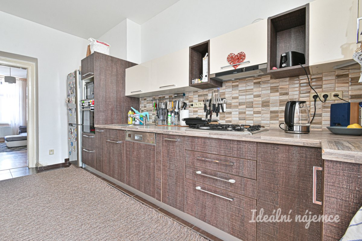 Pronájem bytu 2+1, Cejl, Zábrdovice, 19 000 Kč/měs, 70 m2