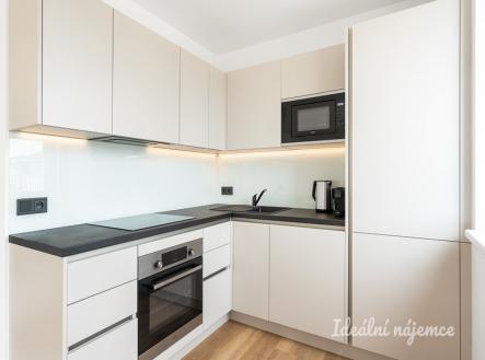 Pronájem bytu, 2+kk, 52 m²