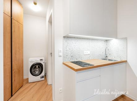 Pronájem bytu, 1+kk, 33 m²