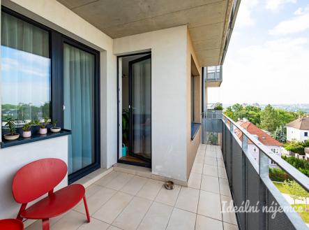 Pronájem bytu, 2+kk, 68 m²