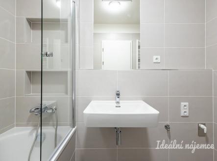 Pronájem bytu, 2+kk, 46 m²
