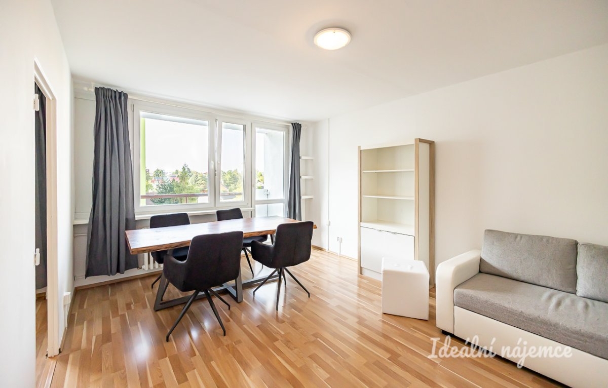 Pronájem bytu 3+1, V remízku, Hlubočepy, 22990 Kč/měs, 82 m2