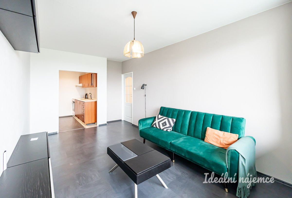 Pronájem bytu 2+kk, Choceradská, Záběhlice,  21.000,- Kč/měs, 44 m2