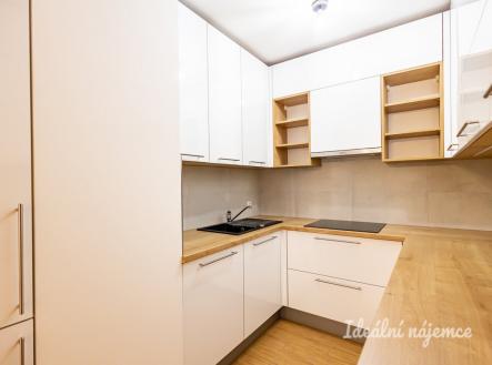 Pronájem bytu, 3+kk, 84 m²